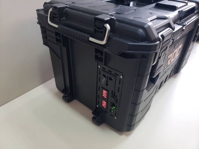 Зарядна станція AWATT ROC 2.5kWh/24/105